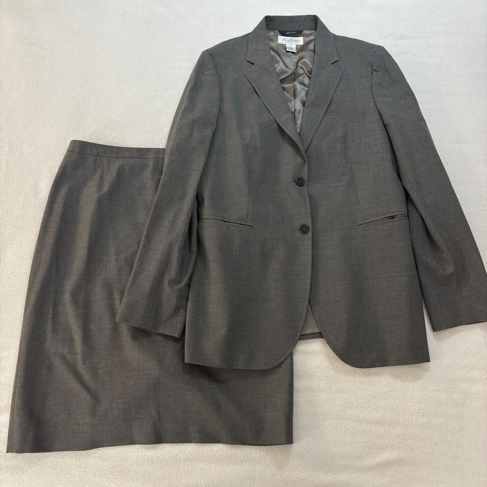 Brooks Brothers Womens 12 Gray Wool Skirt Suit Set Made in Italy 2 Button Blazer